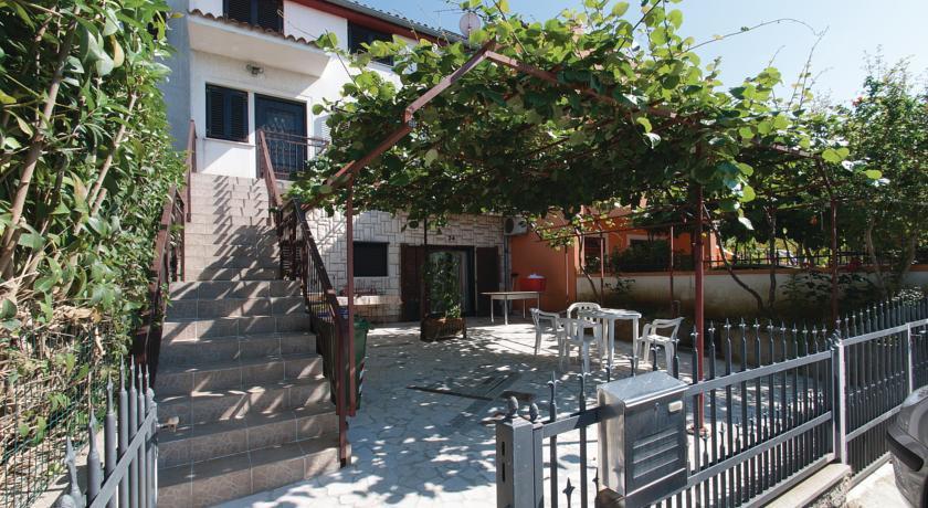 Amazing Apartment In Rovinj With Wifi Bilik gambar