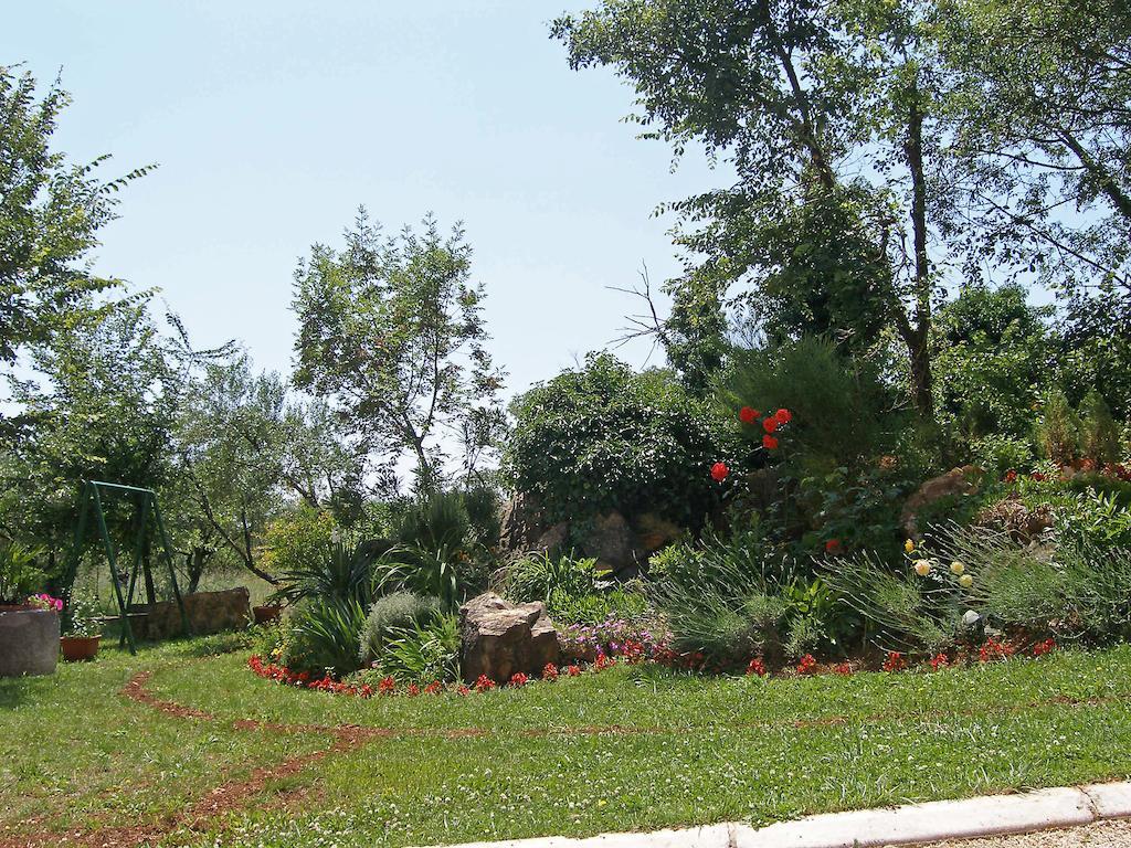 Amazing Apartment In Rovinj With Wifi Luaran gambar